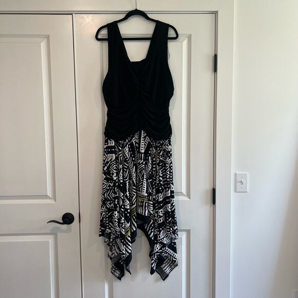 RM Richards Women's Plus Size Sleeveless‎ Dress Assymmetrical Hem Black Size 18W - Picture 5 of 8